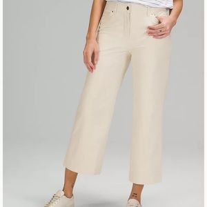 City Sleek 5 Pocket Wide-Leg High Rise 7/8 Length Pant